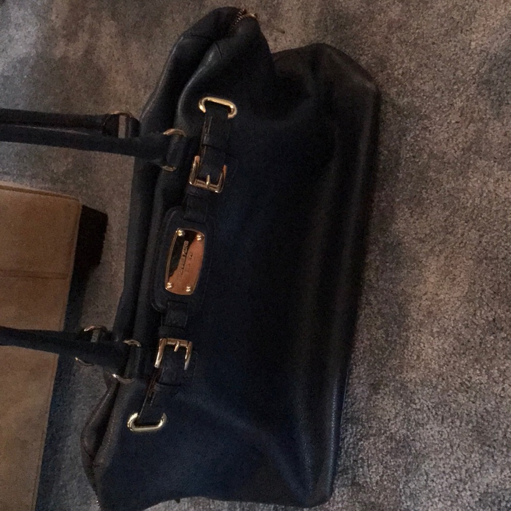 Michael Kors shoulder bag. Navy